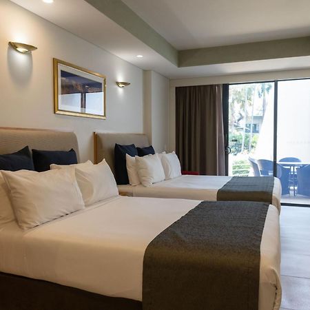 Mindil Beach Casino Resort Darwin Esterno foto A room at the Mantra on Mooloolaba